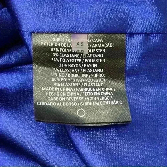 Tahari Fitted Peplum Blouse, XS - Picture 6 of 6